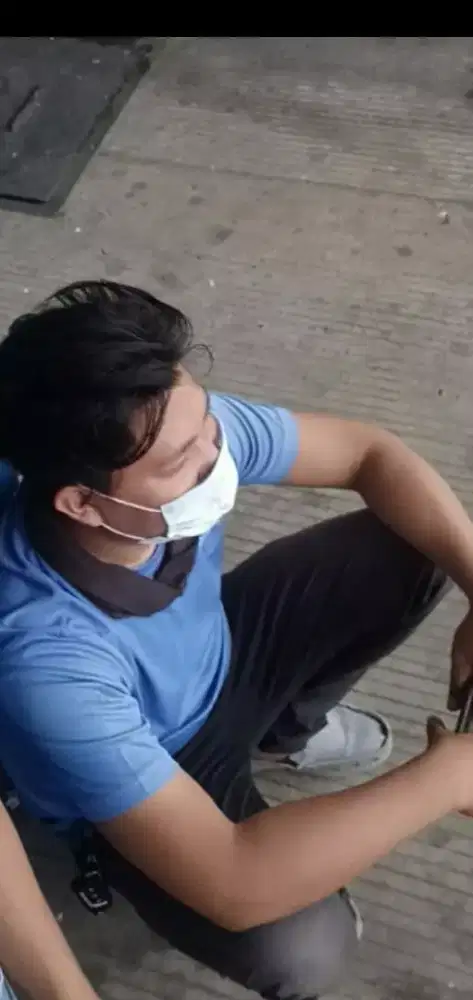 Mencari pekerjaan supir/peribadi/barang apa ajalah