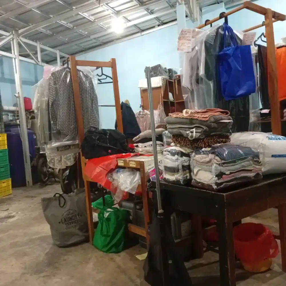 Dicari foto laundry khusus pria berpengalaman