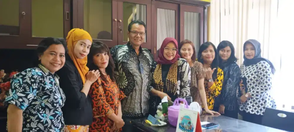Butuh Telemarketing