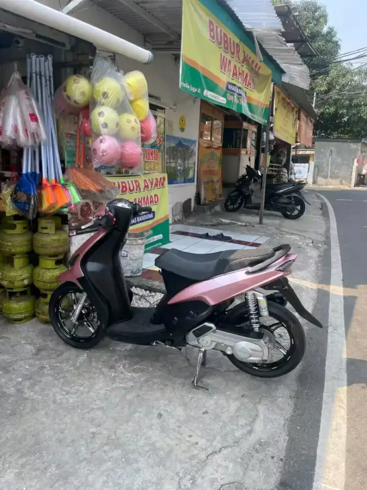 Mencari pekerjaan yg penting keringat sendiri