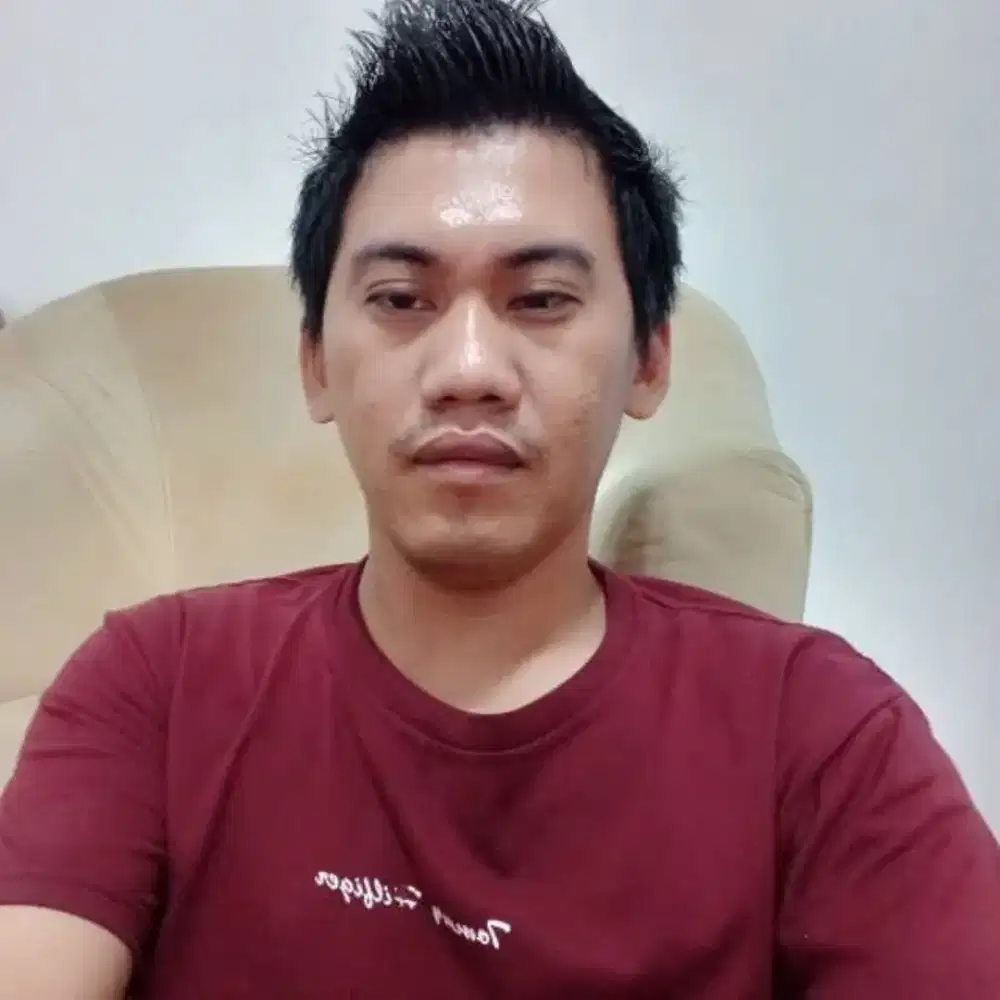 Saya sedang mencari pekerjaan driver pribadi