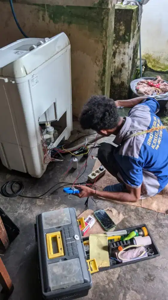 CEK SERVICE PERBAIKAN ELECTRONIC PANGGILAN BERGARANSI ONLY
