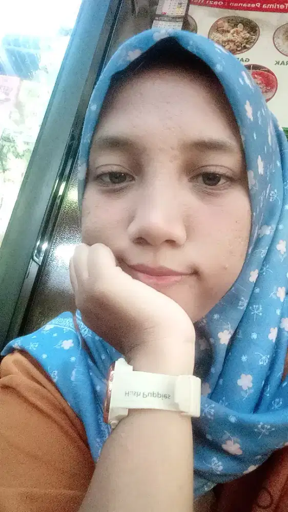 Lagi cari pekerjaan art