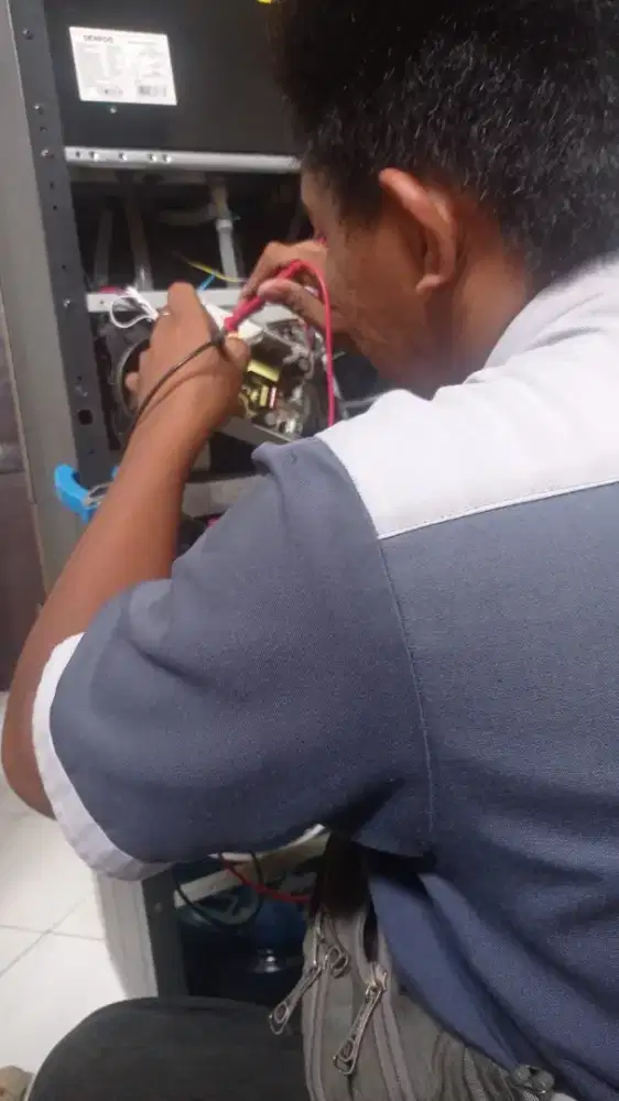 SERVICE MESIN CUCI AC WATER HEATER KULKAS DISPENSER DLL BERGARANSI