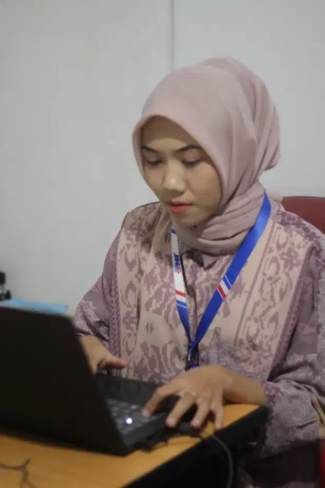 Admin sosmed dan live streaming