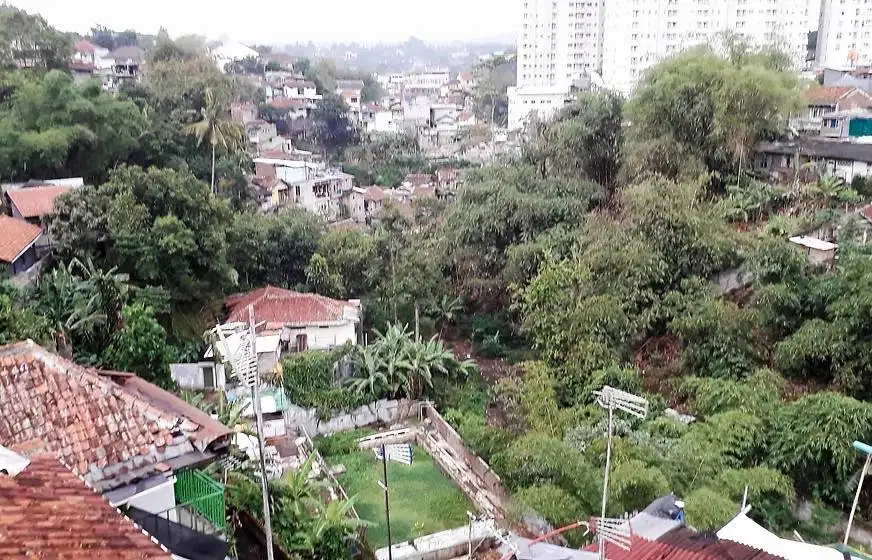 Mencari tukang untuk rumah kos di Bandung Kota