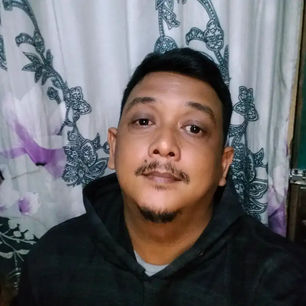 Mencari pekerjaan driver / supir.