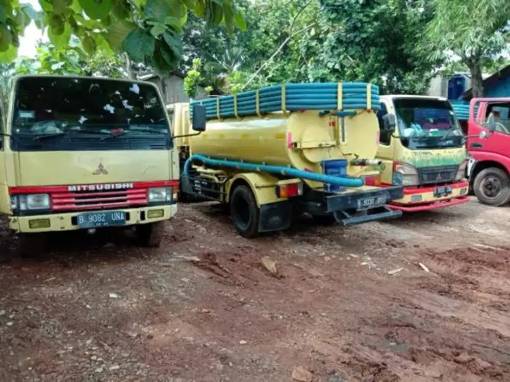 Sedot WC Kapasitas tangki 4.000 liter / 4 kubik borongan lebih murah
