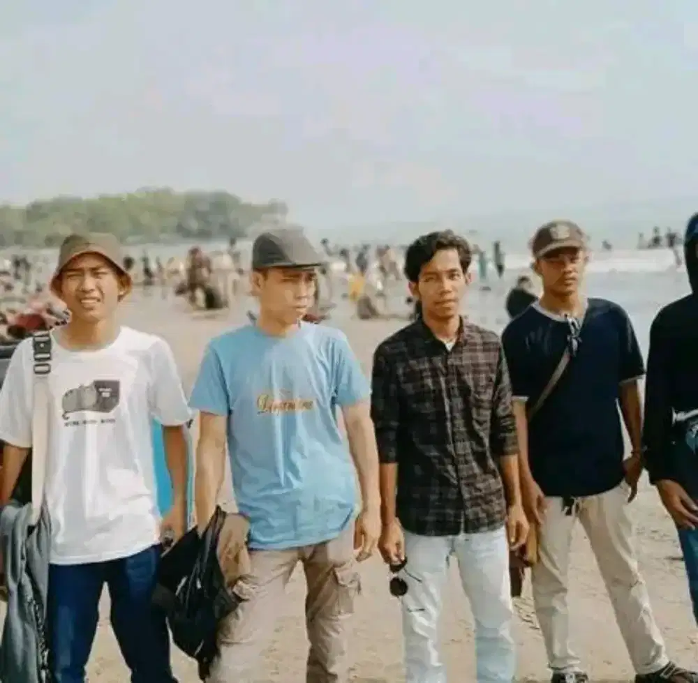 Butuh pekerjaan
