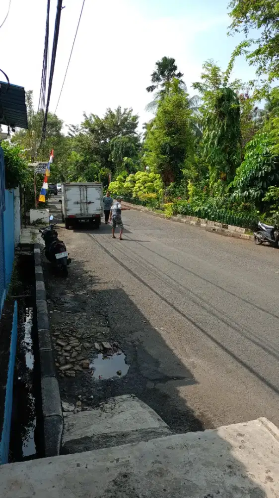 Dibutuhkan buat toko isi ulang air minum