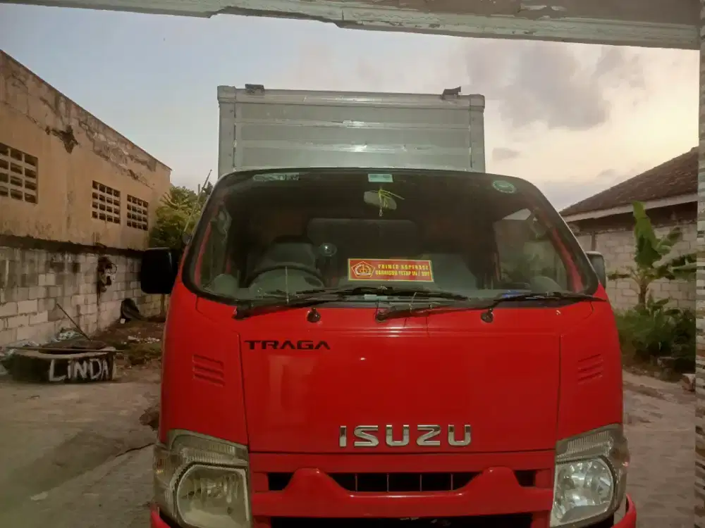 Mencari lowongan driver pribadi