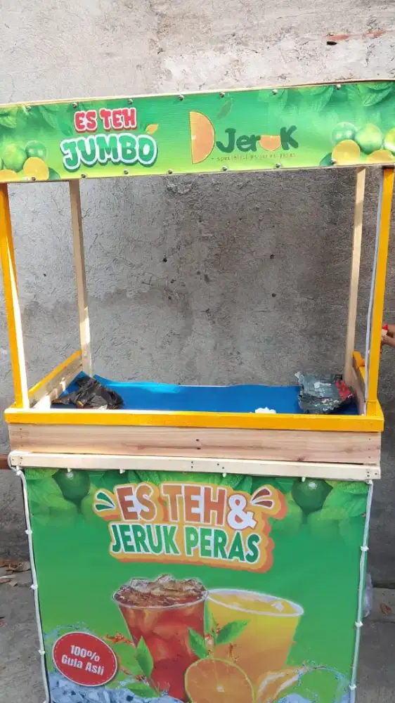 cari karyawan stand es teh
