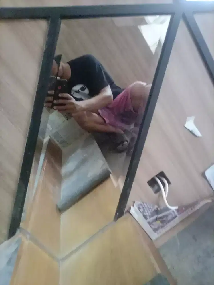 Menerima jasa pasang kaca interior dan kaca shower kamar mandi