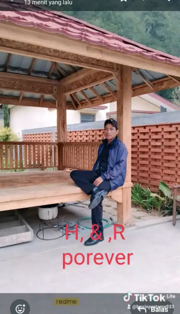 HUSIN