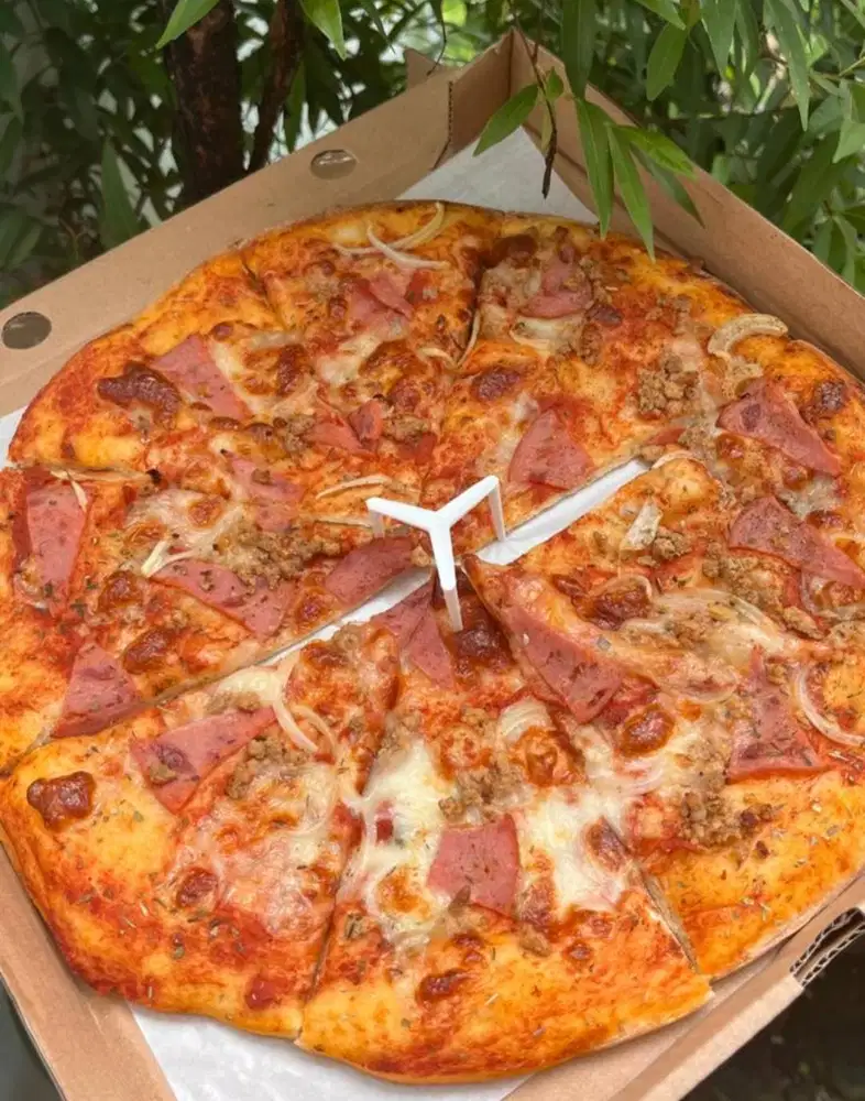 Pizza Crew Kitchen - Bintaro