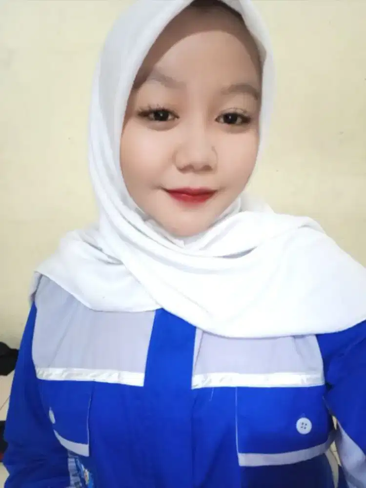 mencari pekerjaan sebagai admin atau staff kantor dan perkejaan lainya