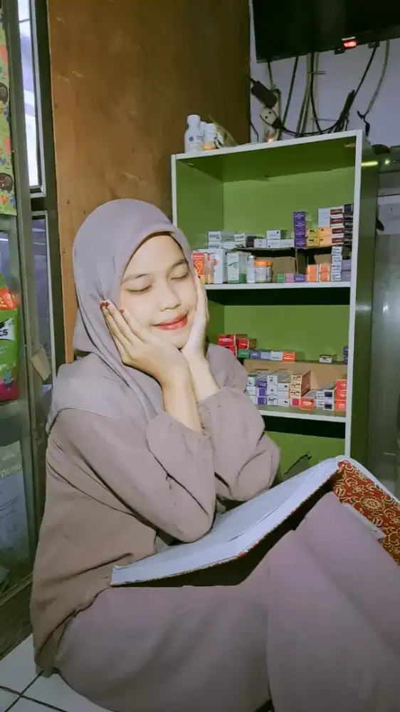 Butuh kerjaan yg halal