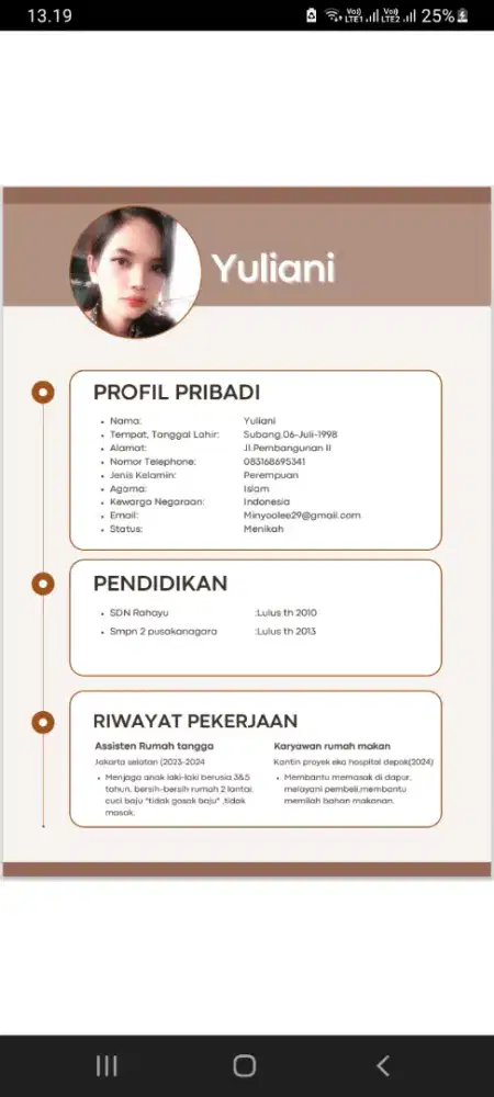 Cari pekerjaan sebagai ART atau Jaga stand makanan/warung makan.