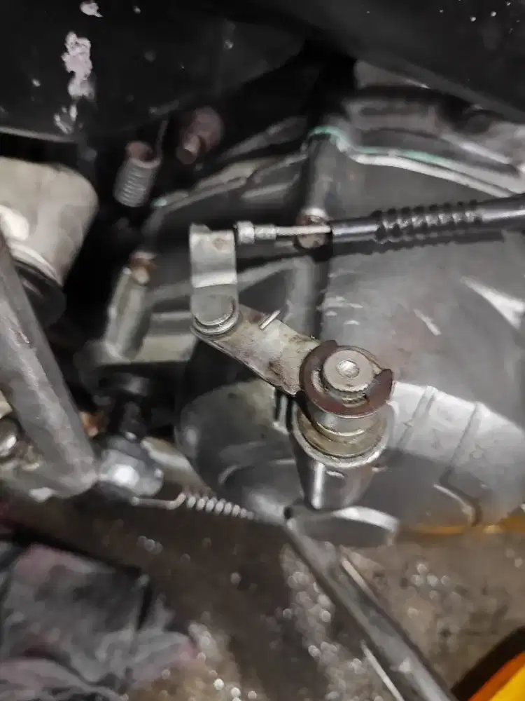 DI CARI MEKANIK MOTOR