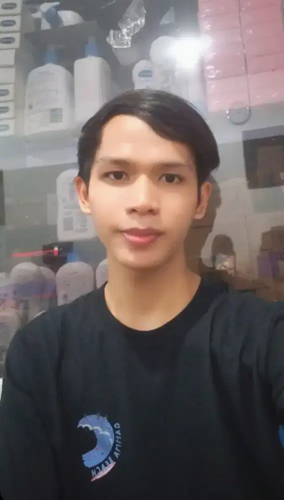 nyari kerjaan office boy atau packing.