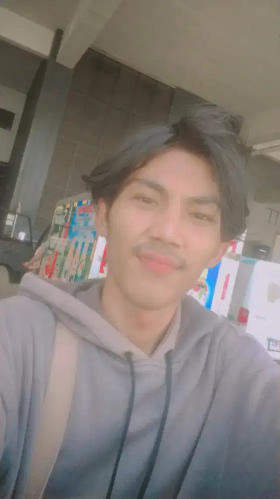 Lagi nyari kerjaan apa saja yang penting halal