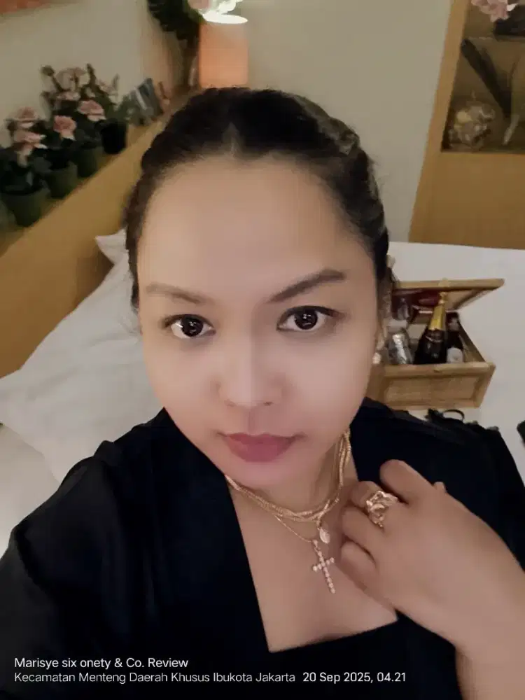 Marisye six onety ( mbak icha)