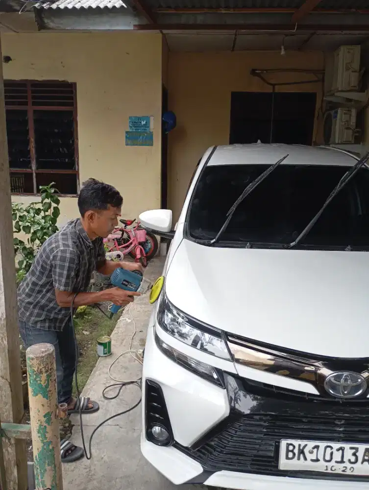 Salon mobil panggilan