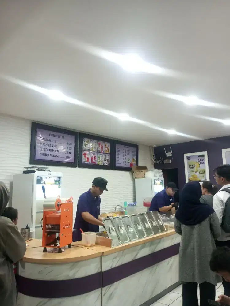 Tukang harian lepas