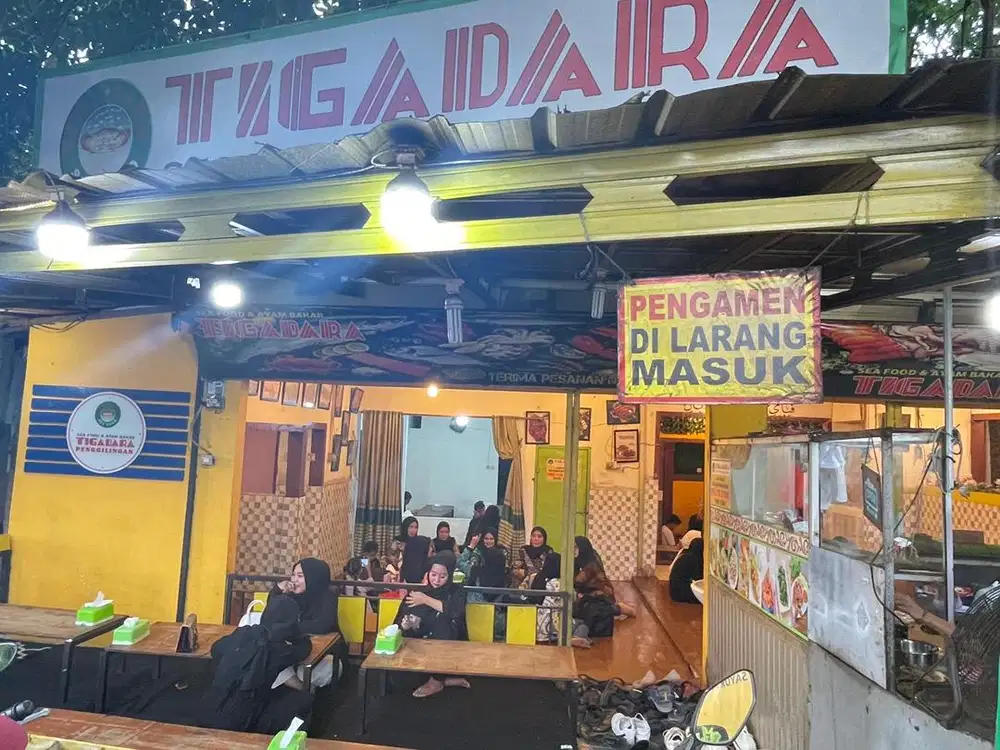 Loker cuci piring & waiters
