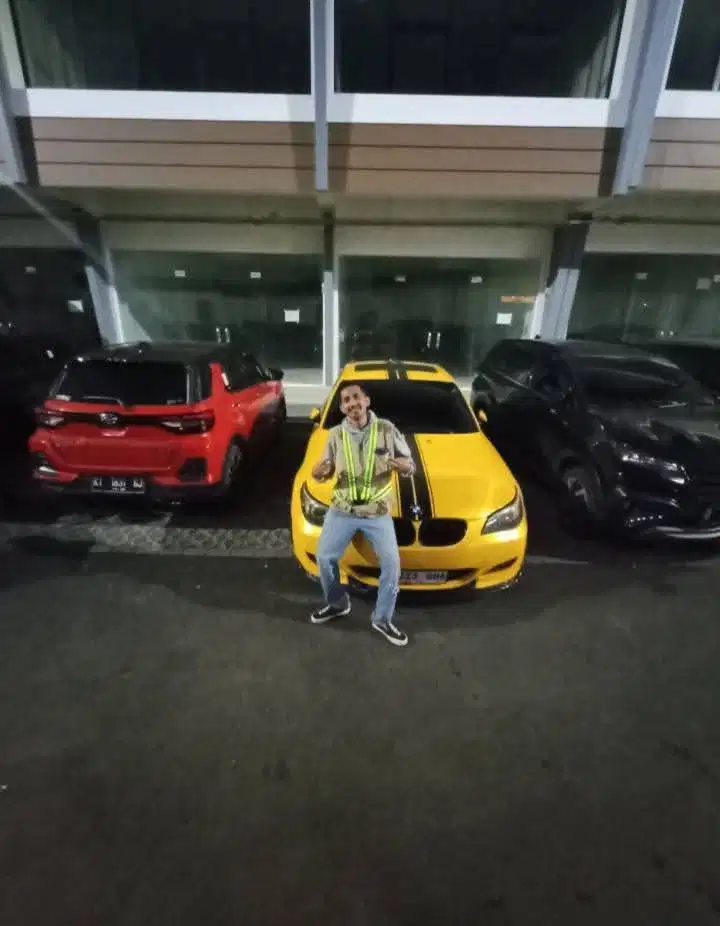 Saya Butuh Pekerjaan,Berpengalaman Membawa Mobil dan Ahli di Bidangnya