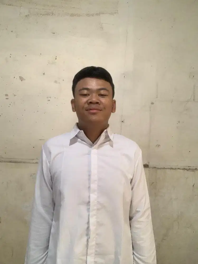 Cari perkerjaan apa saja yang penting halal.     2,500,000.  2,250,000
