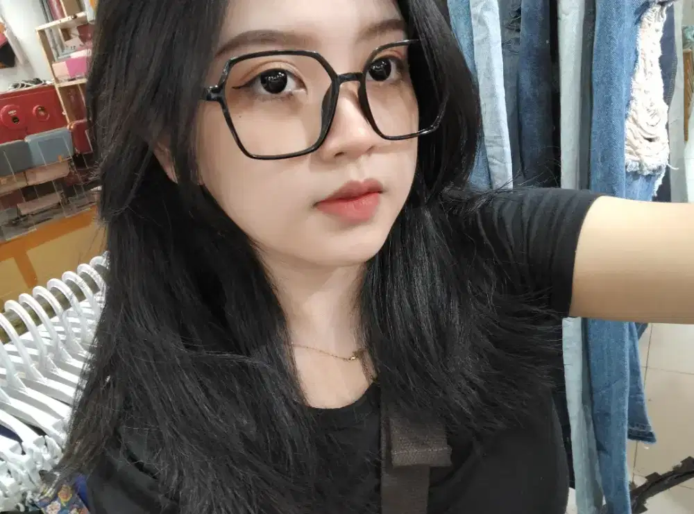 Ayu Mawarni
