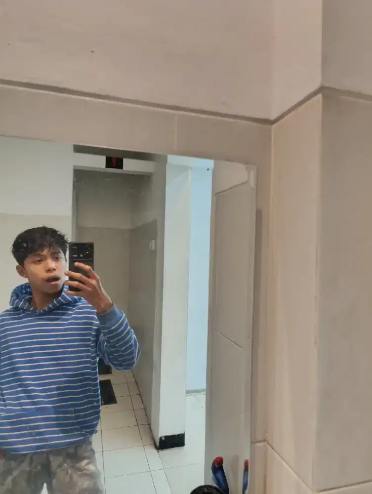 ada kerjaan ga yg deket
