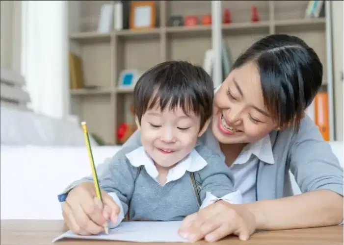 Mencari art untuk urus bayi.