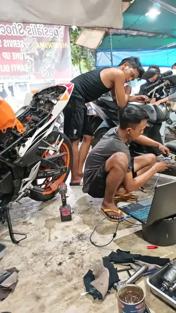 Dicari mekanik sepeda motor