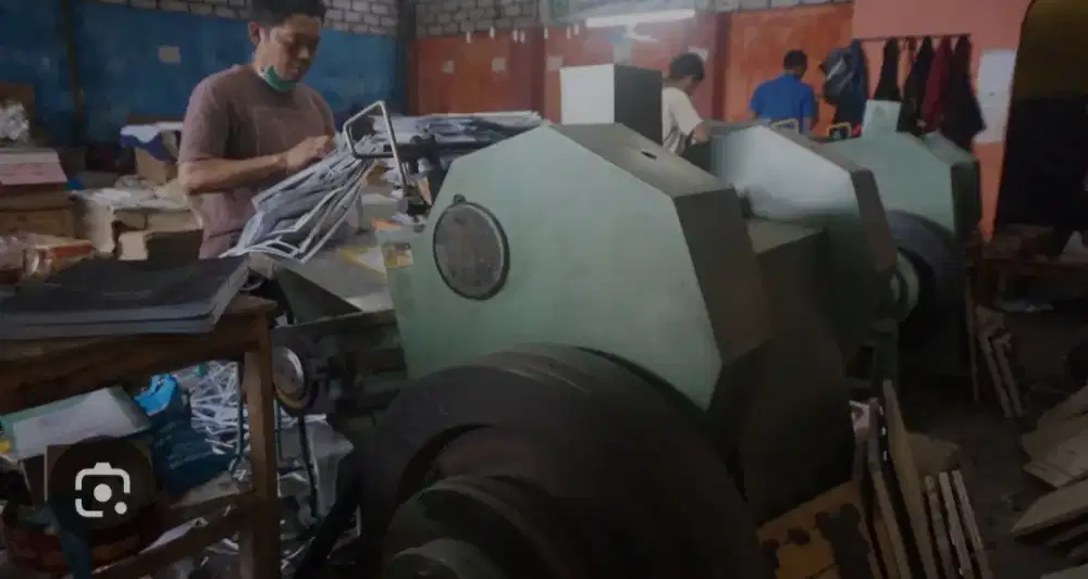 Serabutan Angkat dan Kopek Kertas Pon