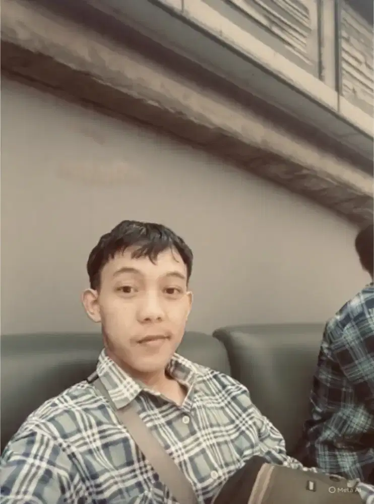 Saya igin mencari kerjaan clening servis apa aja deh