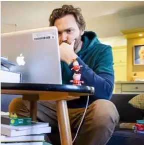 Pekerjaan paruh waktu sederhana dari rumah