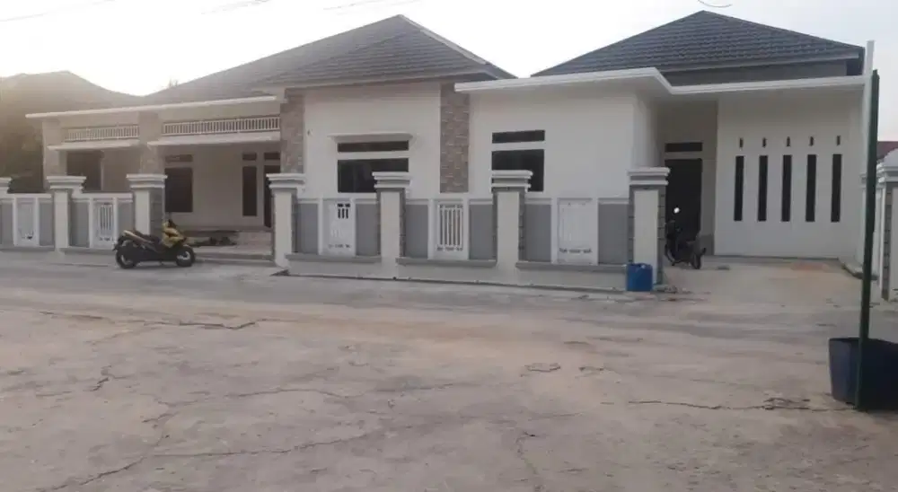Tukang bangunan