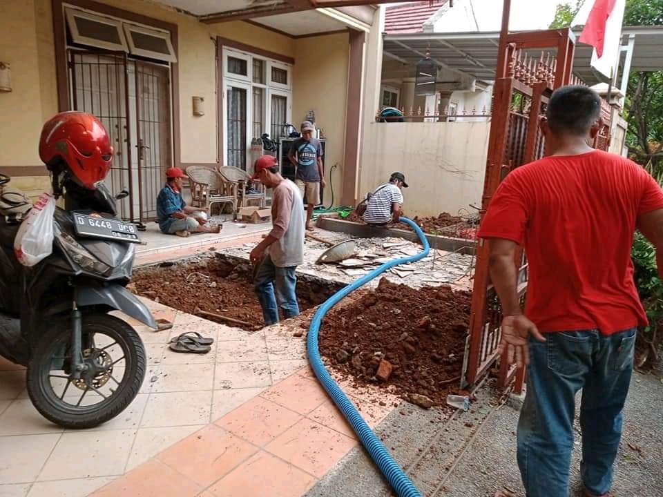 SEDOT WC CIKUPA TANGERANG 085718456873