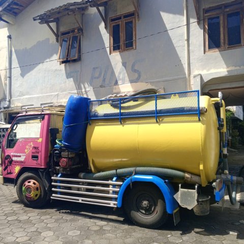Sedot WC Curug Tangerang 