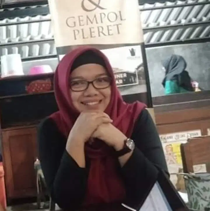Dewi Surya Hadhy