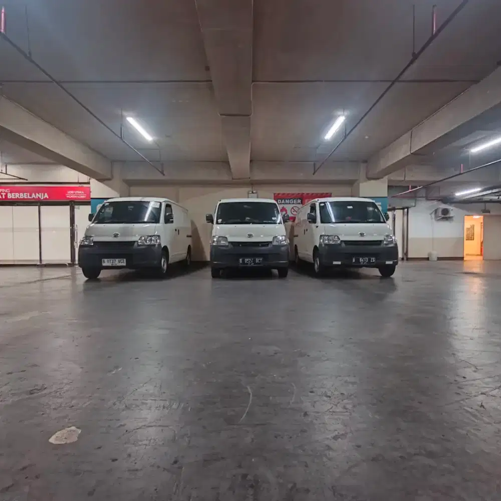 Sewa mobil blind Van plus driver