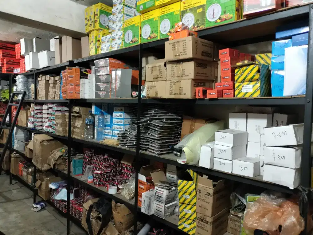 Dibutuhkan Karyawan Packing Barang rangkap kernet dan mempunyai SIM c