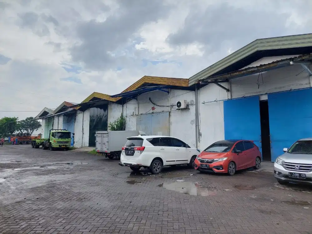 Karyawati bagian packing serabutan di Margomulyo permai : 18-40 tahun
