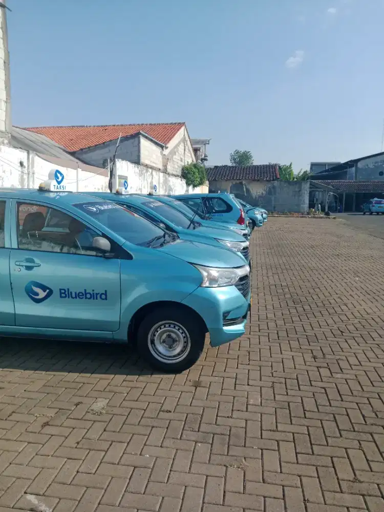 Loker driver tadi bluebird palmerah