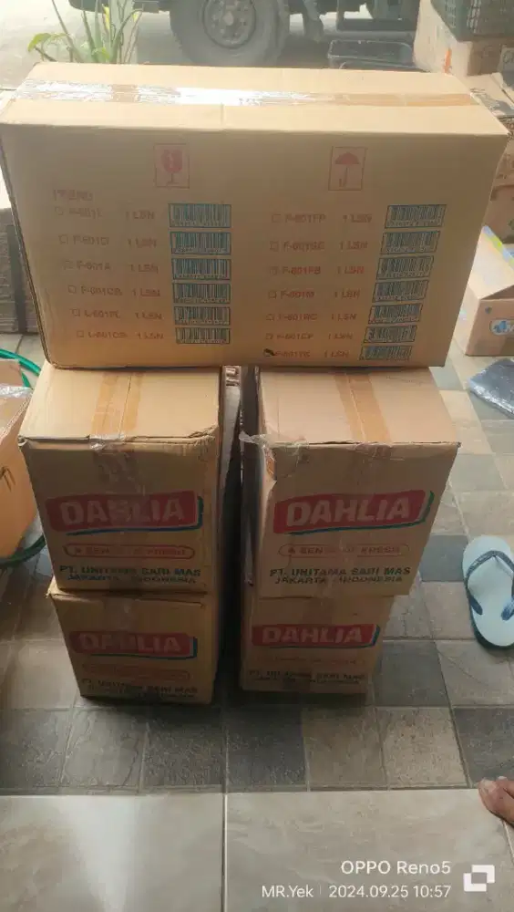 DICARI PEKERJA PACKING OL SHOP