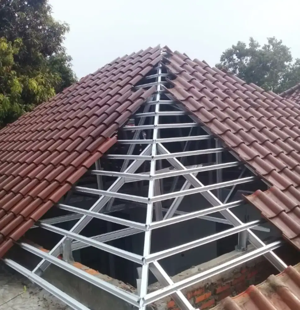 Bongkar pasang rangka atap bajaringan Genteng Keramik Jatiwangi