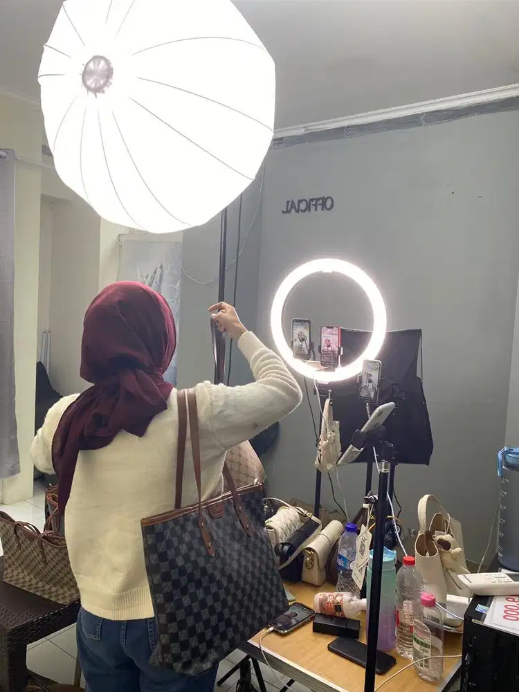 HOST LIVE STREAMING TIKTOK