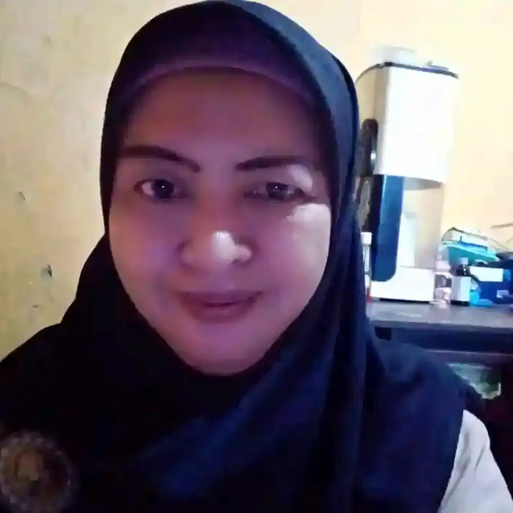 Butuh kerjaan art yg pp tanah baru Beji Depok